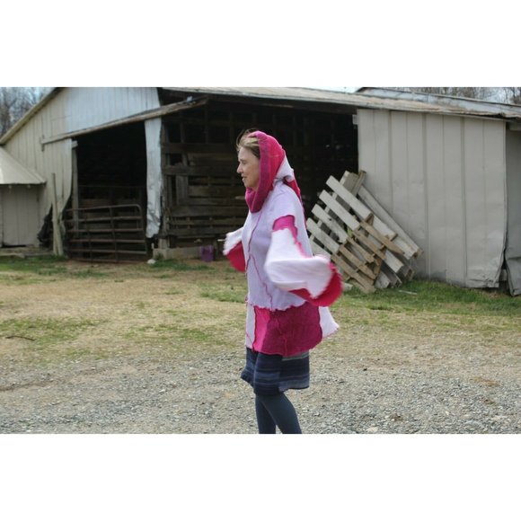 Upcycled Sweater Pink Red LL Bean Heavy XL/XXL 23" Bust Hooded Elven Fairy Boho - Picture 11 of 12